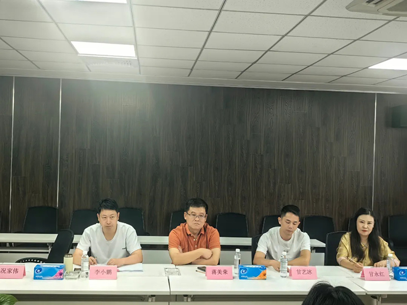 共商文旅融合新篇章│中國(guó)婦女十三大代表姚威名率團(tuán)訪問(wèn)貴陽(yáng)市建筑設(shè)計(jì)院